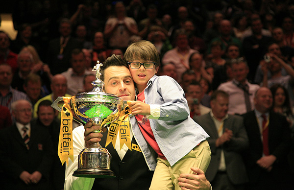 更诠释了顽 更诠释了顽